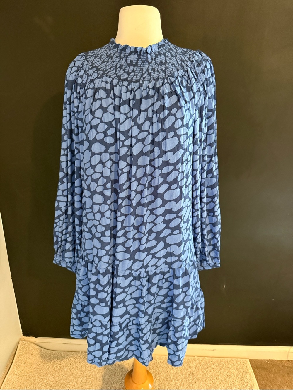 LOFT Blue Patterned Long-Sleeve Smocked Yoke Mini  Dress Size small nwt